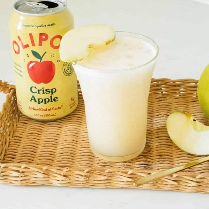 dirty drink with apple and soda